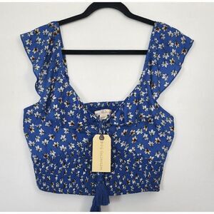 NWT BOG Collective Women's - L -‎ Blue Floral Crop Adjustable Top